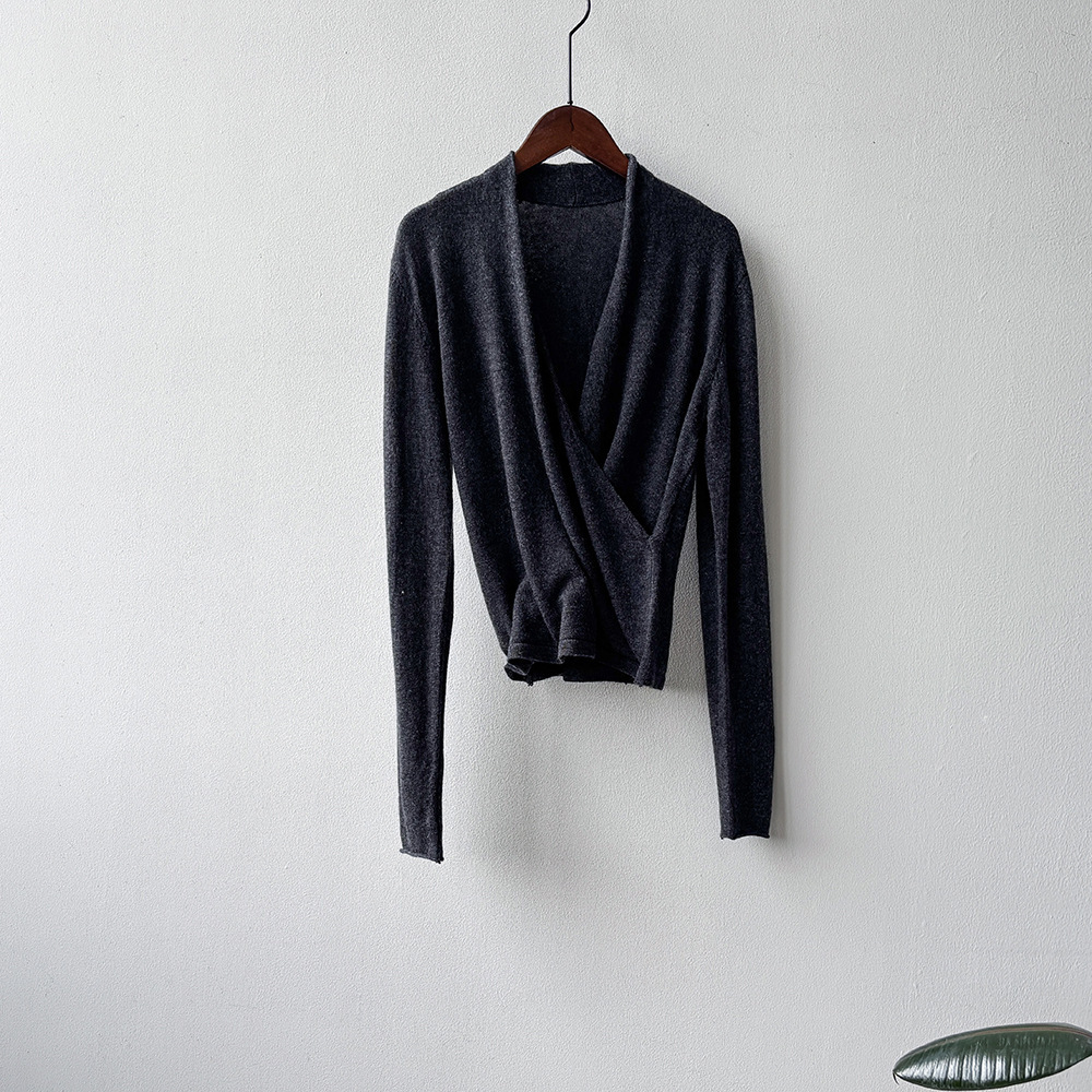 女士秋季法式交叉V領長袖針織衫