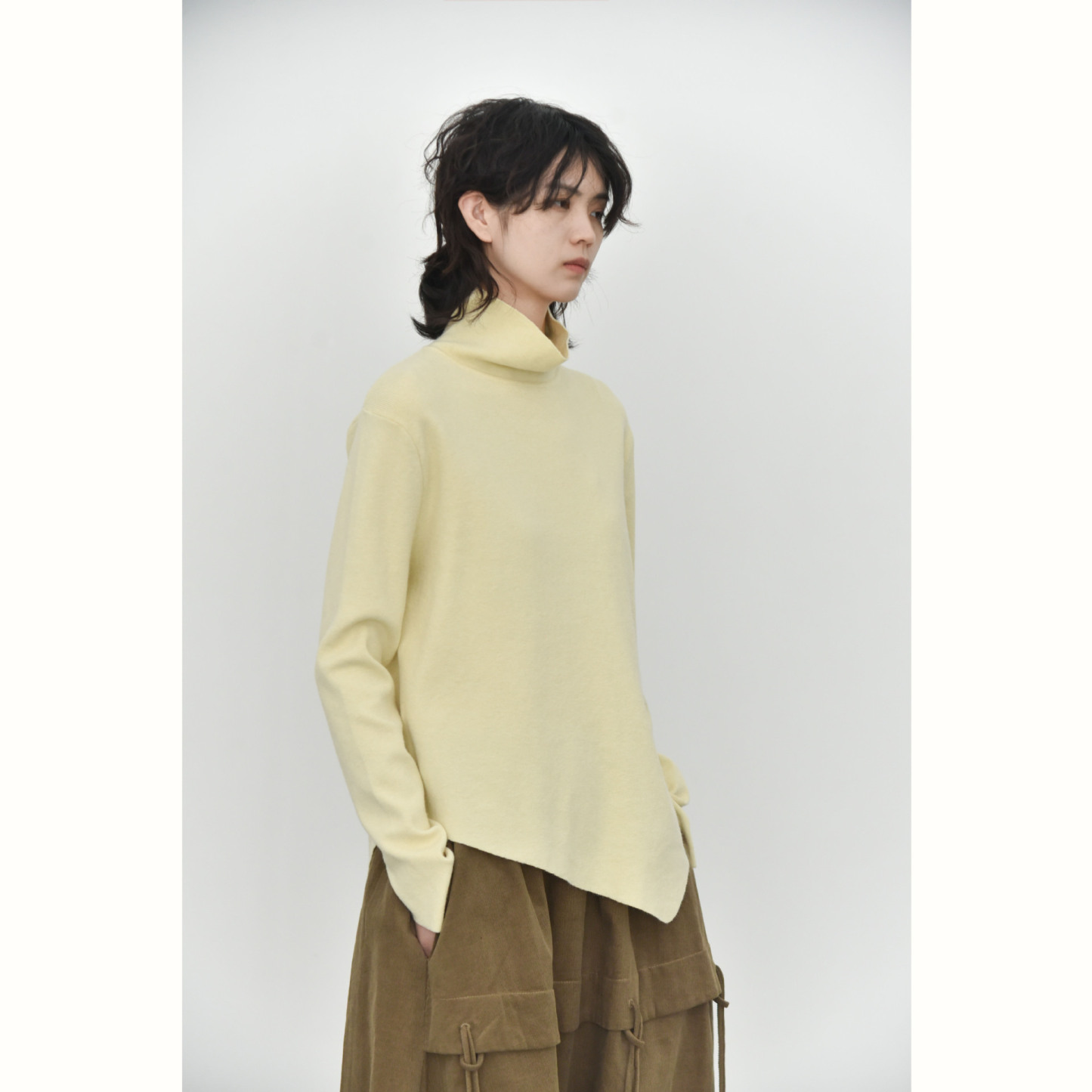 女士秋冬不規則下擺尖角高領打底毛衣