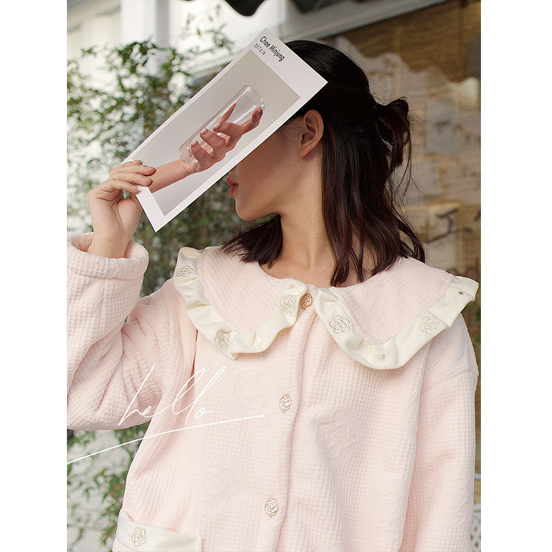 女秋冬娃娃領法蘭絨山茶花長袖睡裙