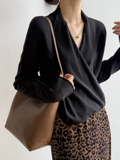 女士秋季法式交叉V領長袖針織衫