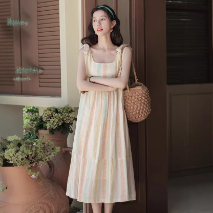 春夏多巴胺彩虹條紋無袖連衣長裙