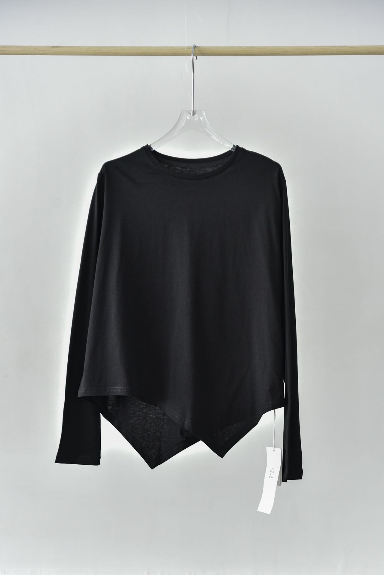 女士早秋純棉下擺尖角圓領打底衫