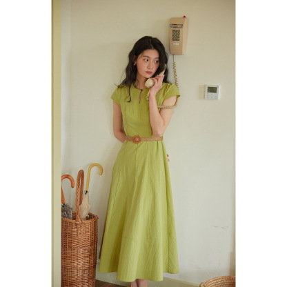 女夏一粒扣圓領收腰連衣裙