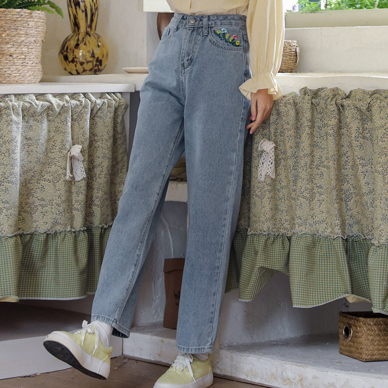 女士春夏小花刺繡口袋九分直筒牛仔褲