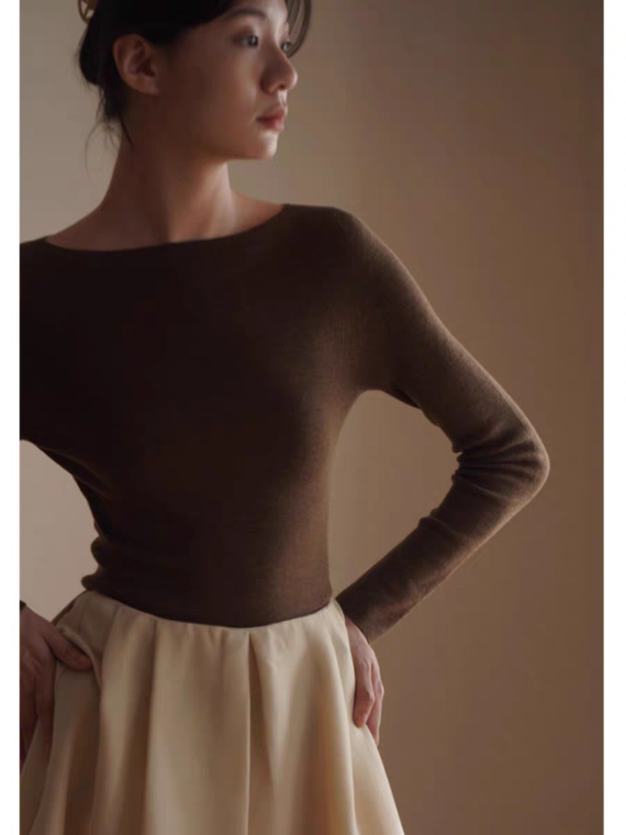 女士春秋輕薄一字領打底衫