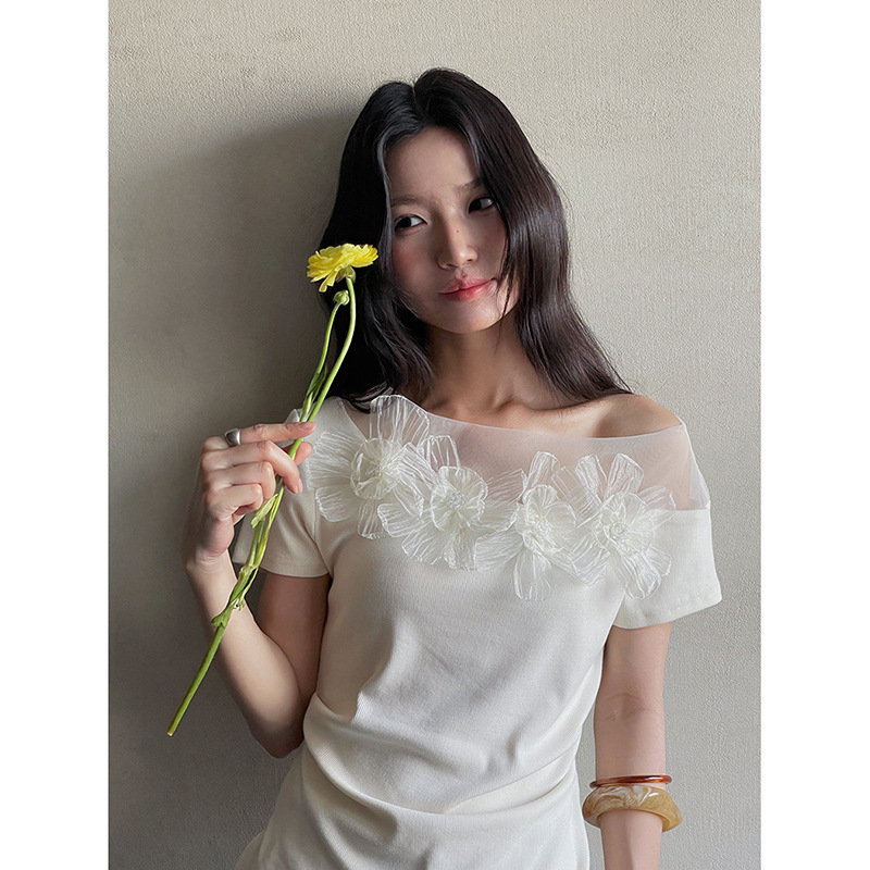 女夏一字肩蕾絲花邊褶皺收腰T恤