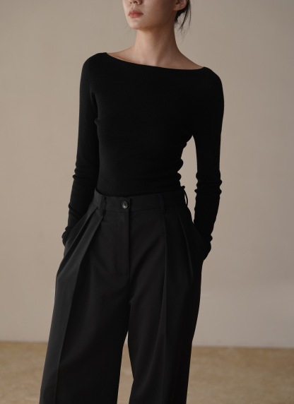 女士春秋輕薄一字領打底衫