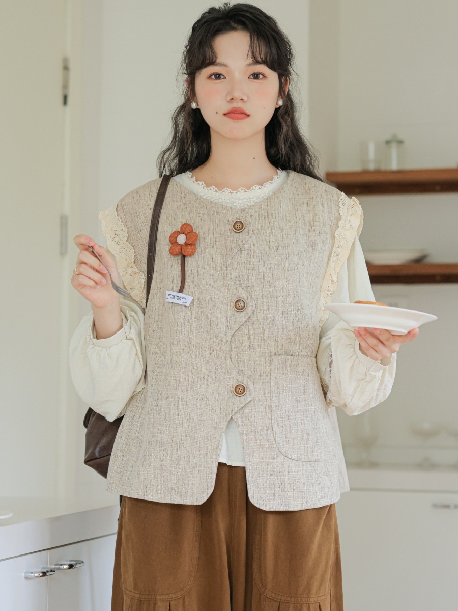 女士日系西裝小花裝飾毛線花朵波浪邊馬甲+蕾絲邊白色襯衫