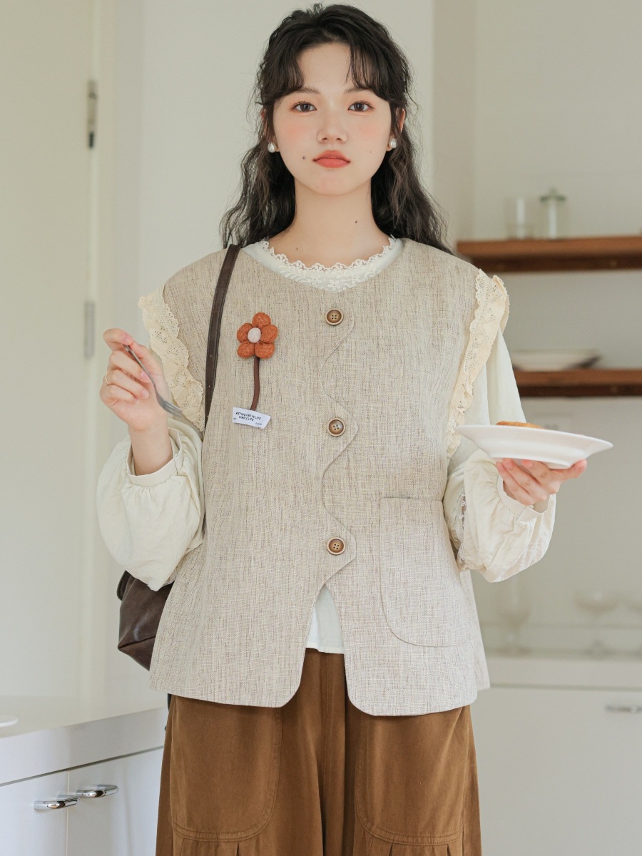 女士日系西裝小花裝飾毛線花朵波浪邊馬甲+蕾絲邊白色襯衫