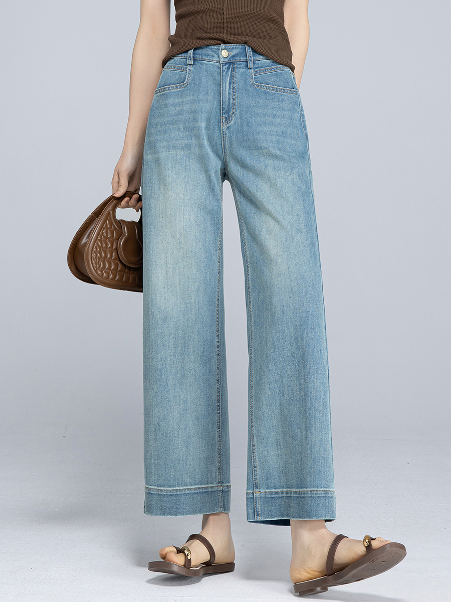 女士垂感天絲麻九分直筒牛仔褲