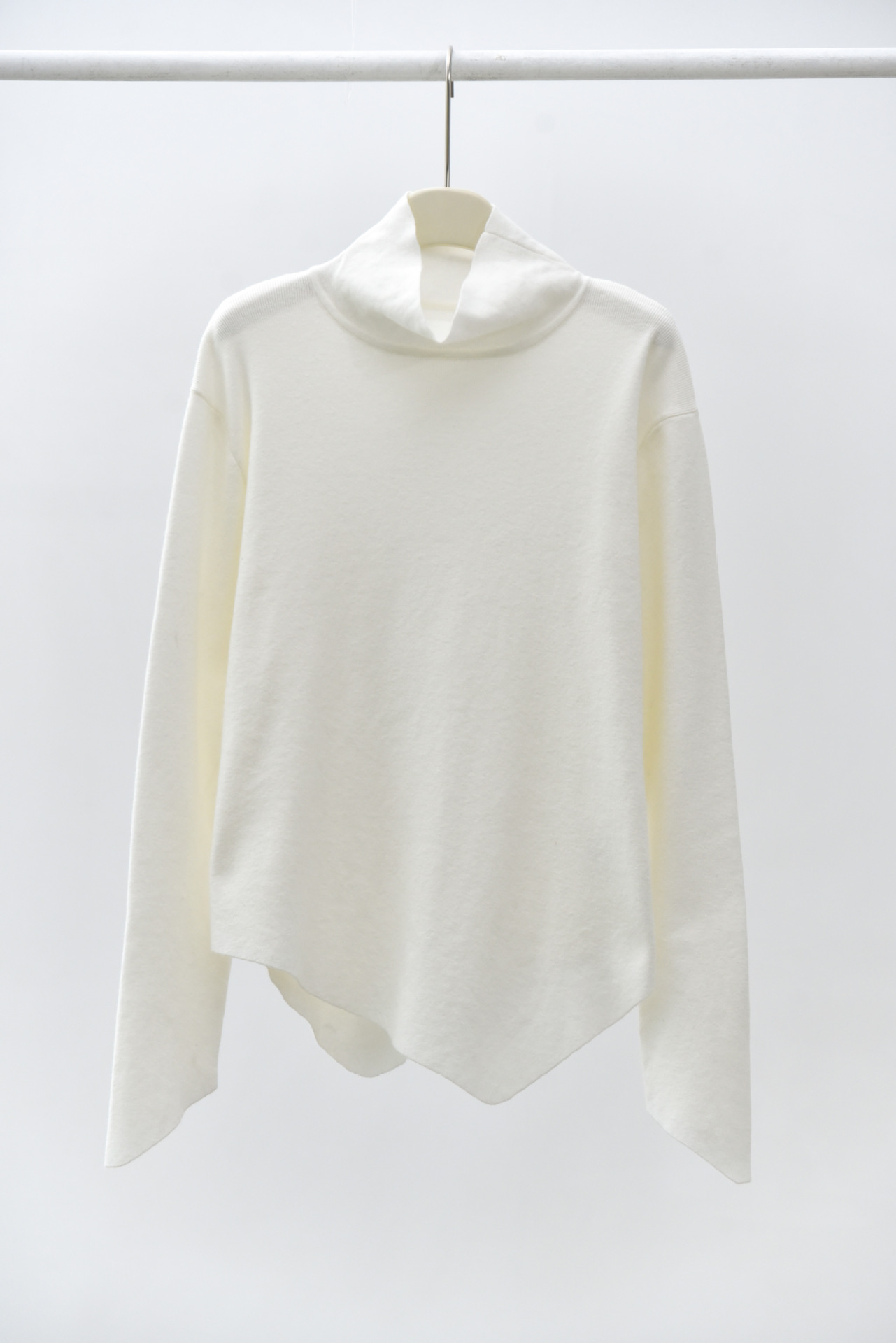 女士秋冬不規則下擺尖角高領打底毛衣