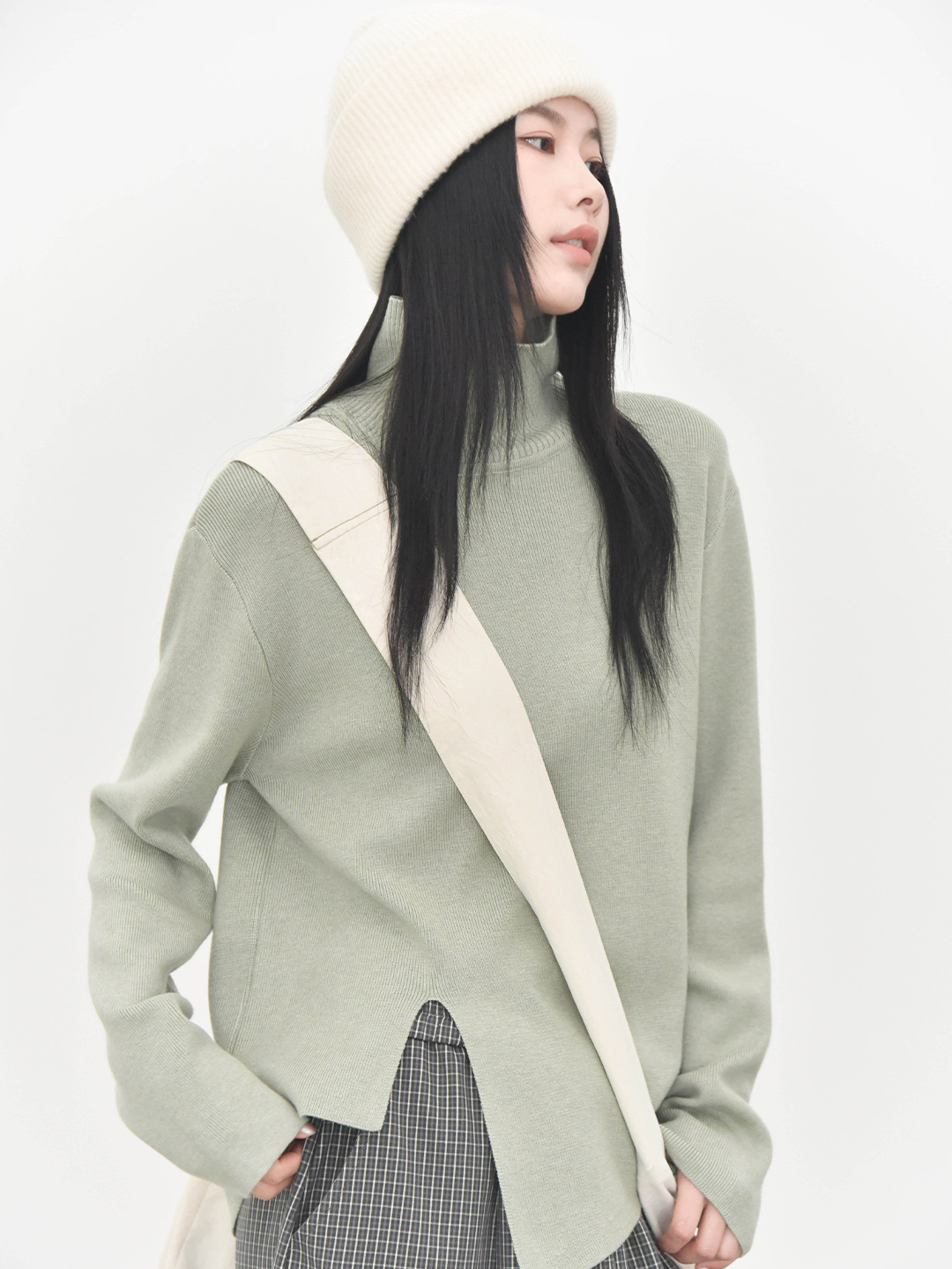 女士冬季開叉不規則高領毛衣