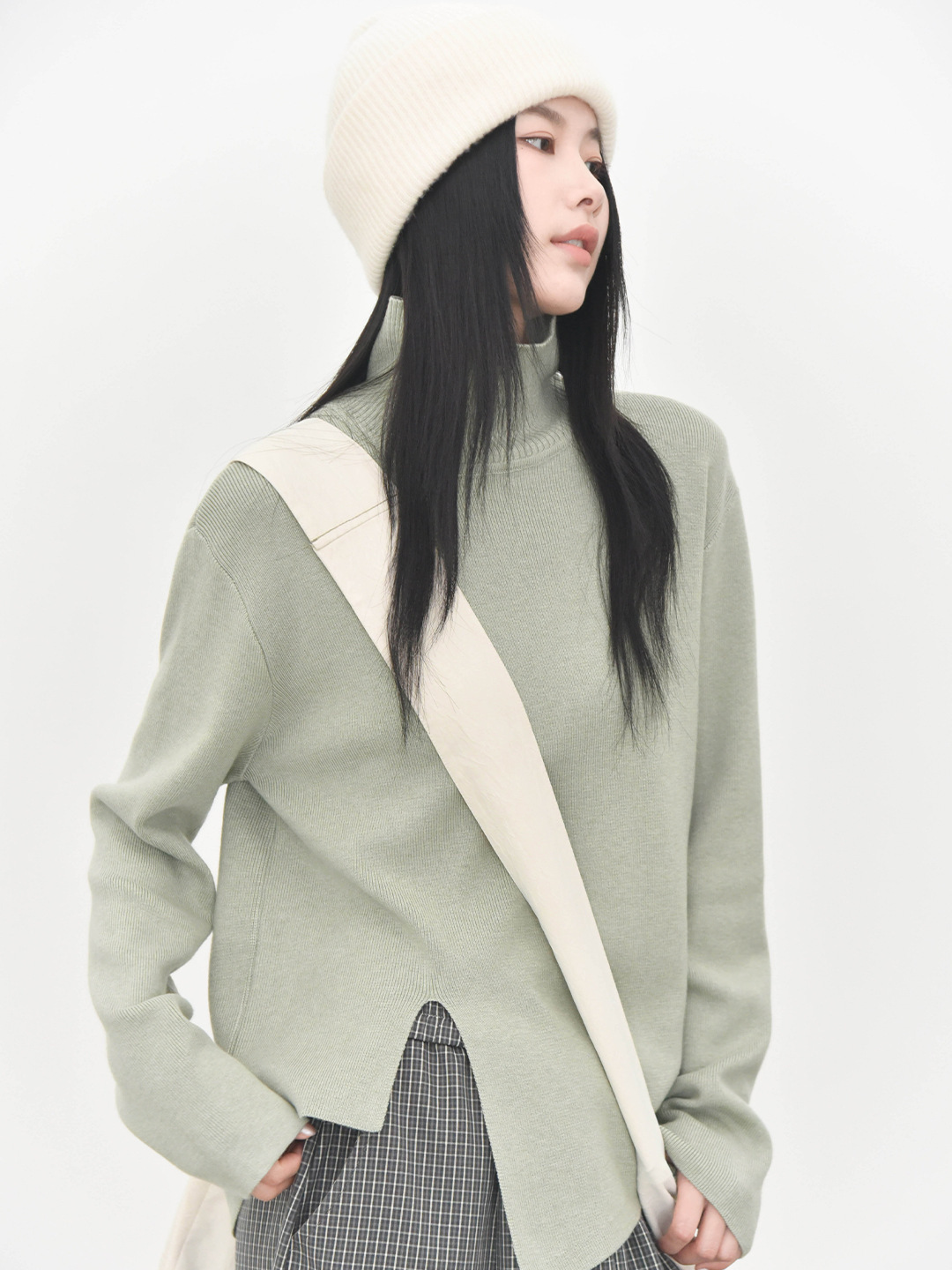 女士冬季開叉不規則高領毛衣