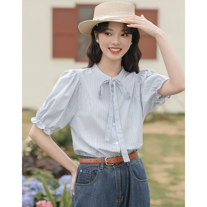 女夏條紋繫帶泡泡袖短袖襯衫