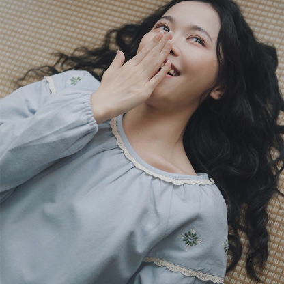 女士秋冬純棉磨毛刺繡圓領套头長袖長褲居家服