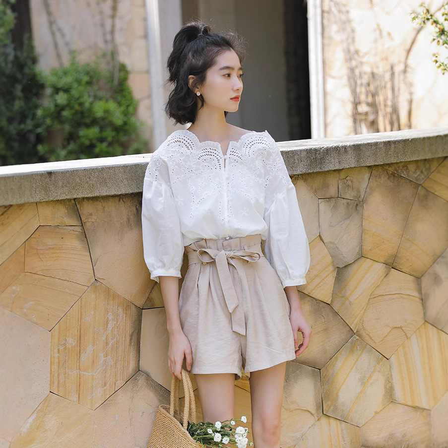 女士春夏花瓣一字肩蕾絲鏤空襯衫