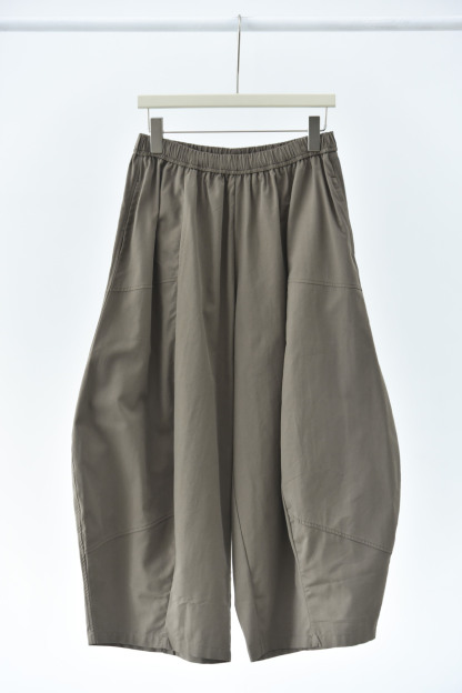 女士春秋立體分割抗皺垂感休閒褲