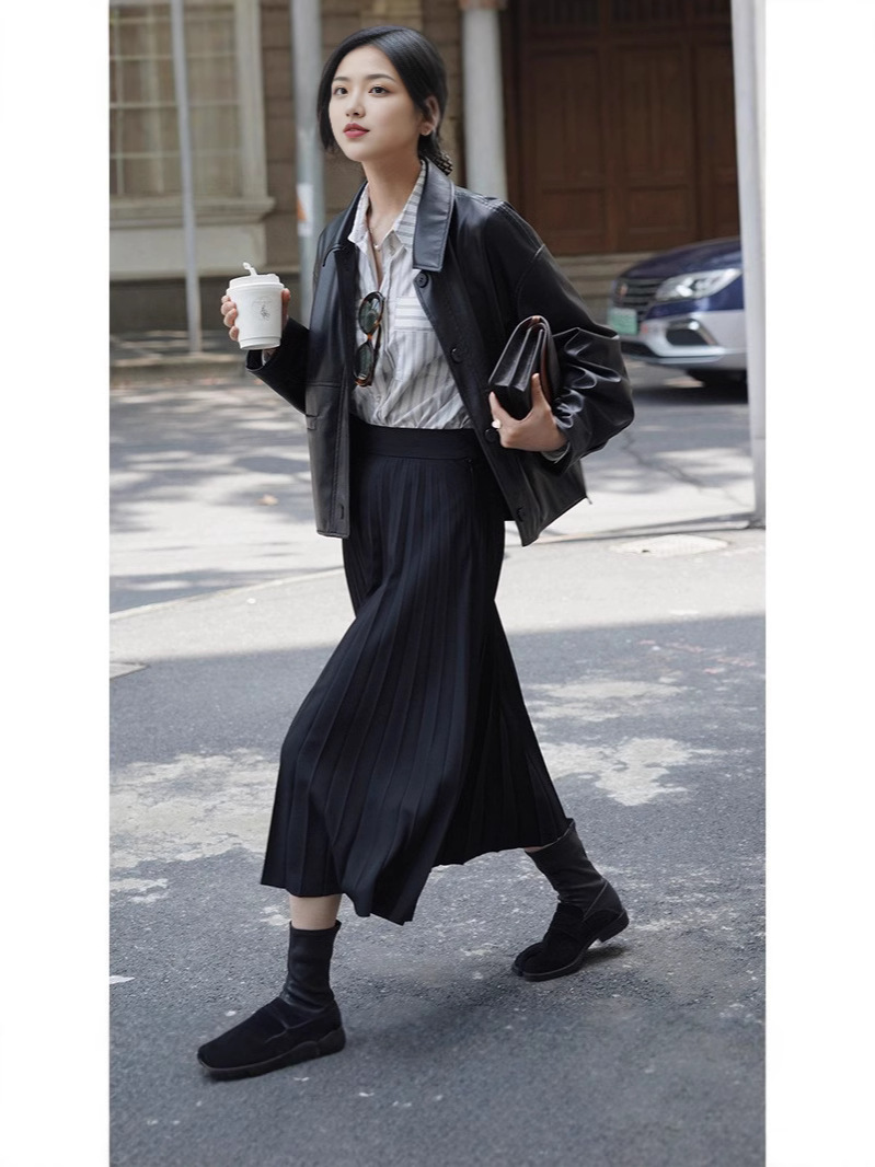 女士春秋pu皮短款外套