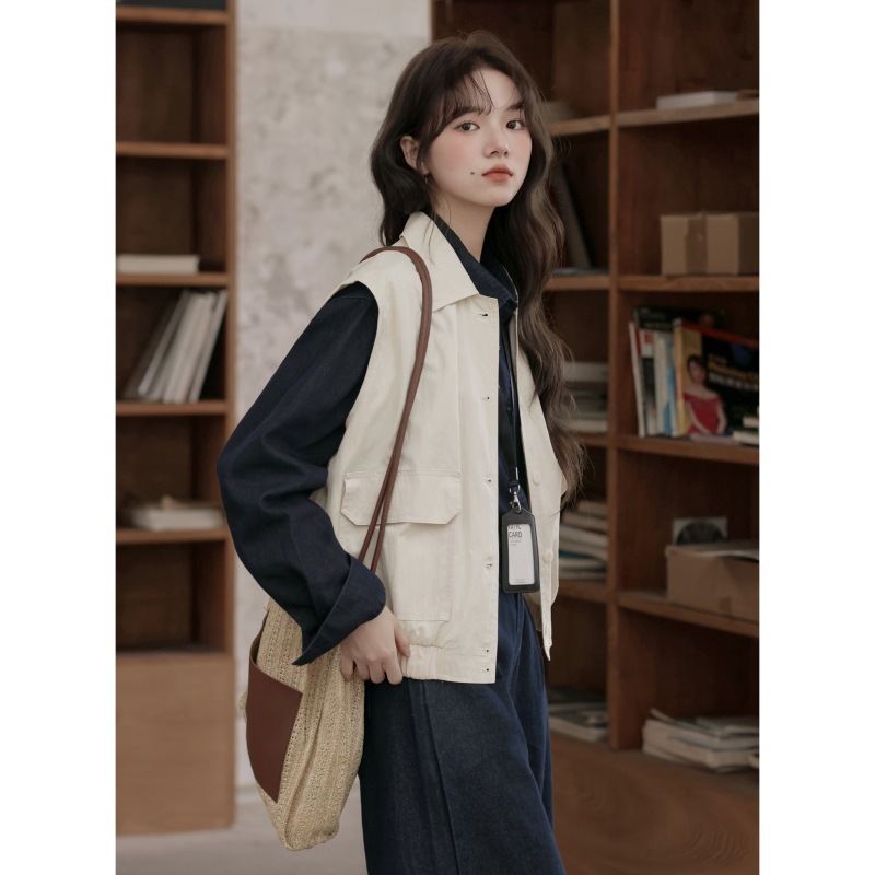 女士春秋大口袋工裝米白色馬甲+藏青色襯衫