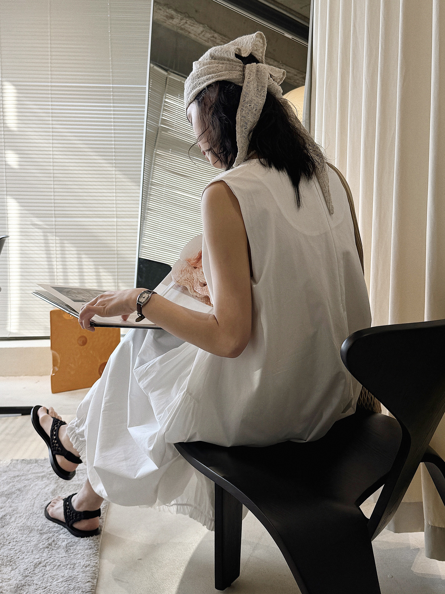 春夏圓領無袖花苞連衣裙