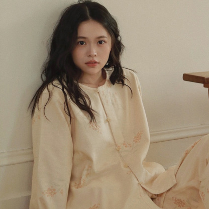 女士秋冬全棉米色花束圓領長袖長褲居家服