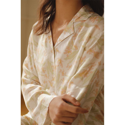 女款貢緞浮生印花翻領長袖睡衣套裝