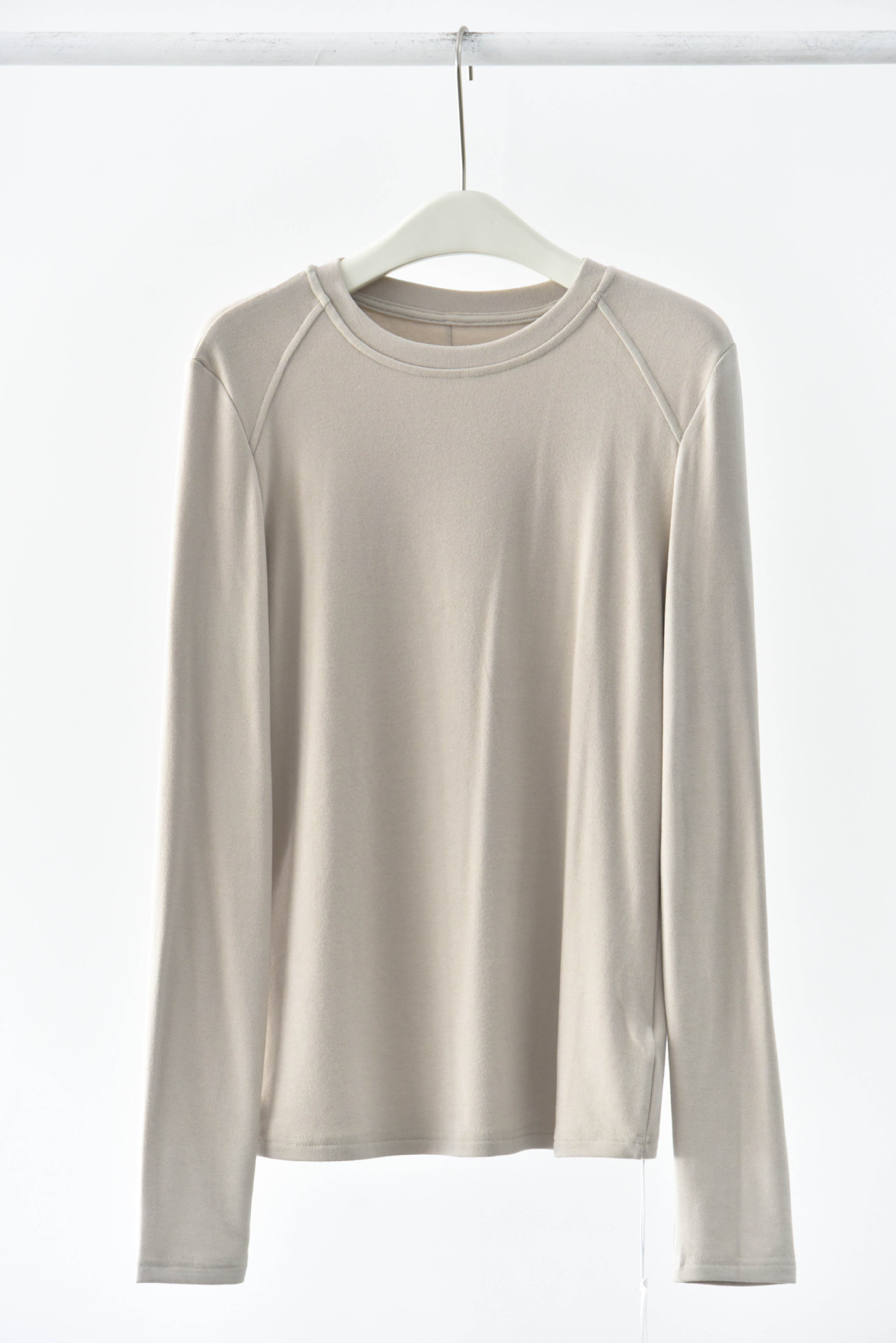 女士春秋軟糯幾件圓領拼縫插肩打底衫