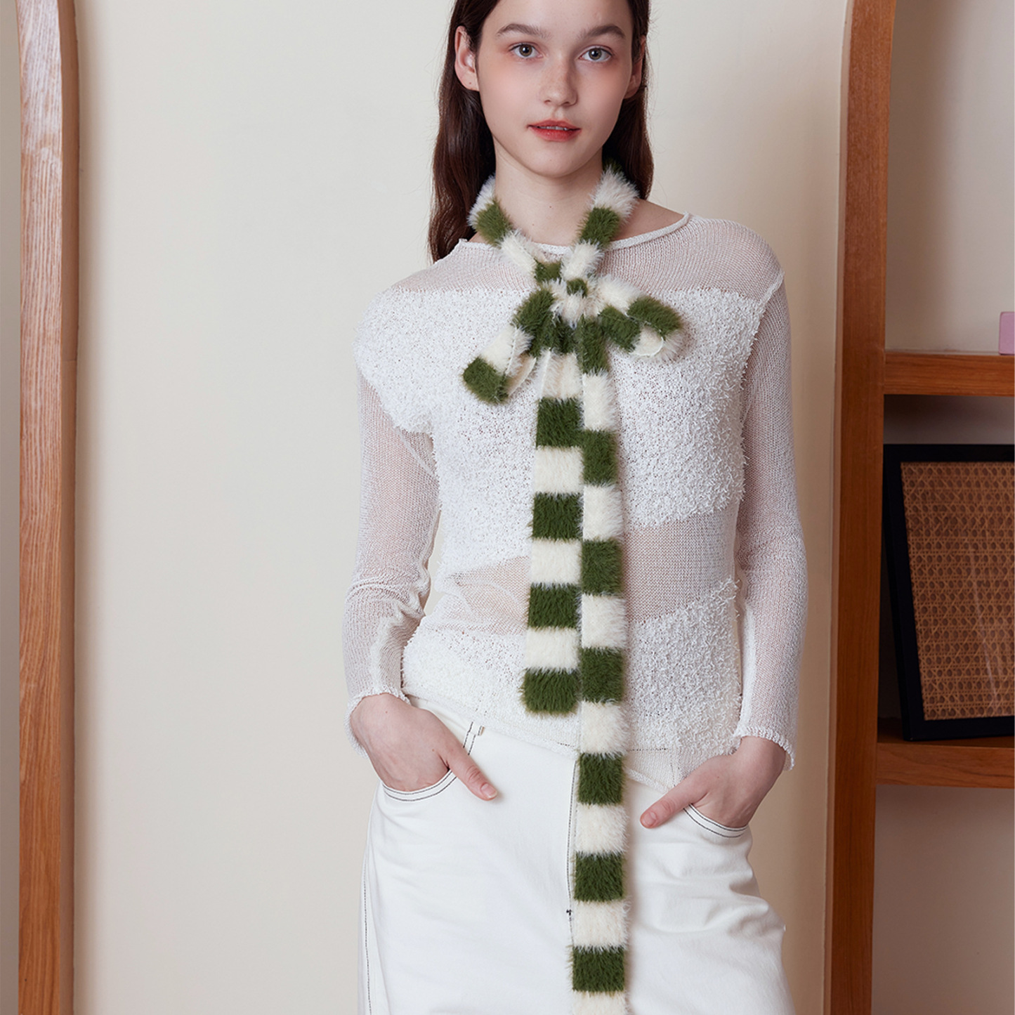 細長條紋臘腸針織圍巾