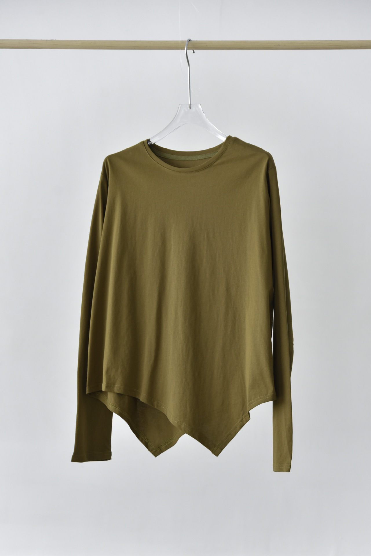 女士早秋純棉下擺尖角圓領打底衫