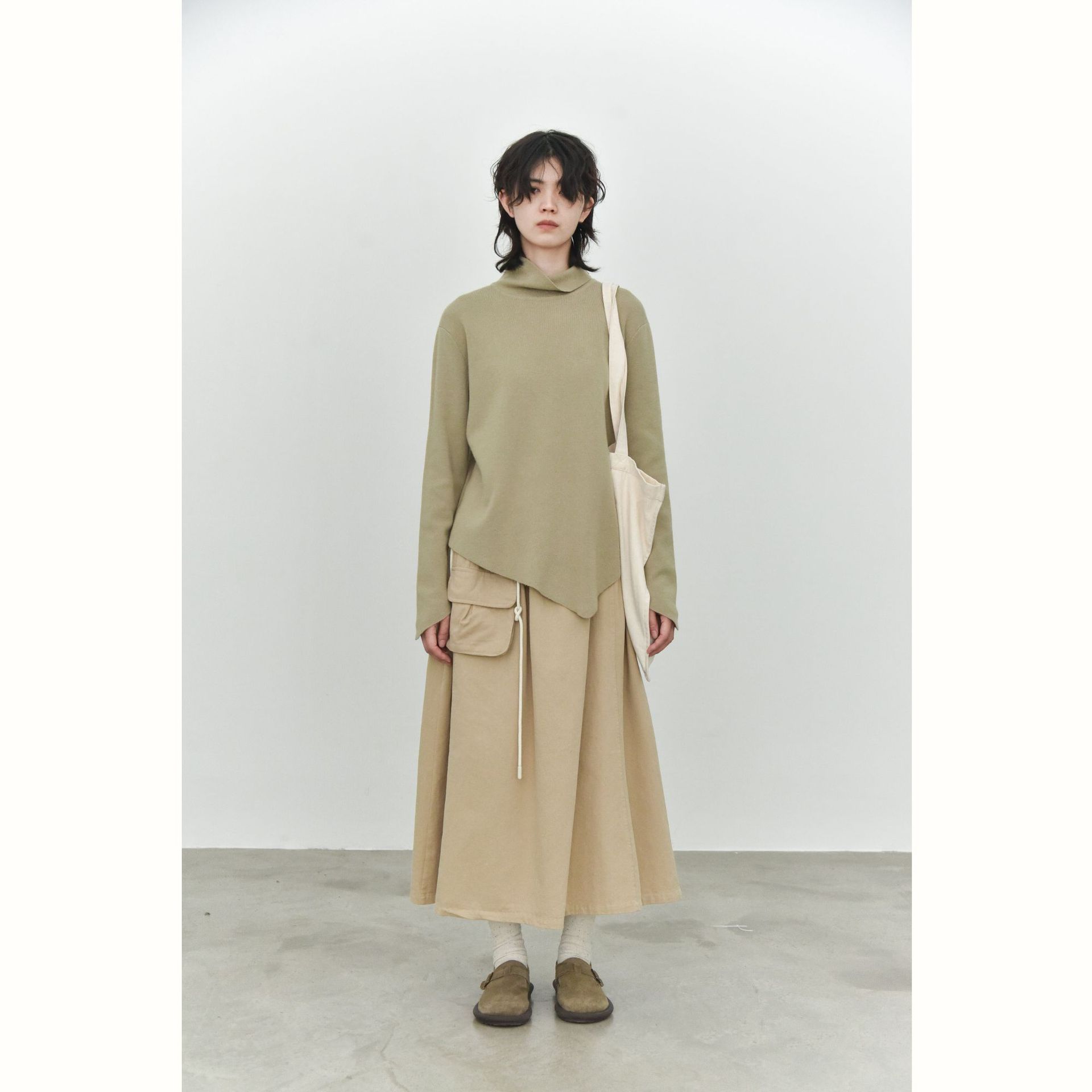 女士秋冬不規則下擺尖角高領打底毛衣