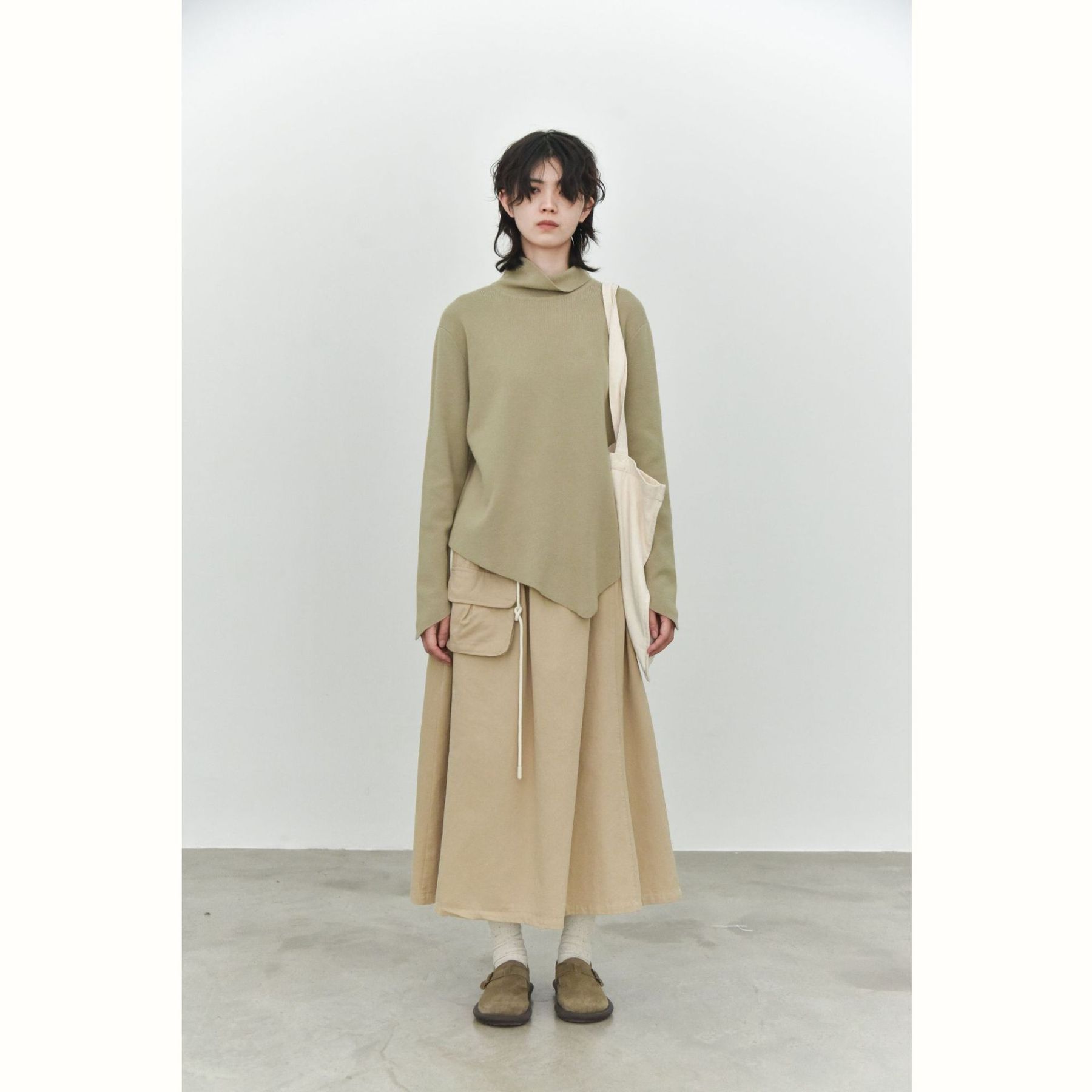 女士秋冬不規則下擺尖角高領打底毛衣