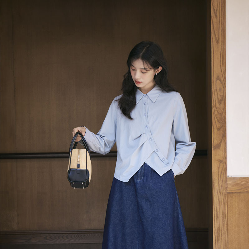 女士秋季不規則設計感短款純色襯衫