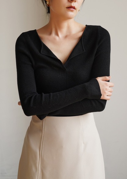 女士春秋小翻領V領打底衫