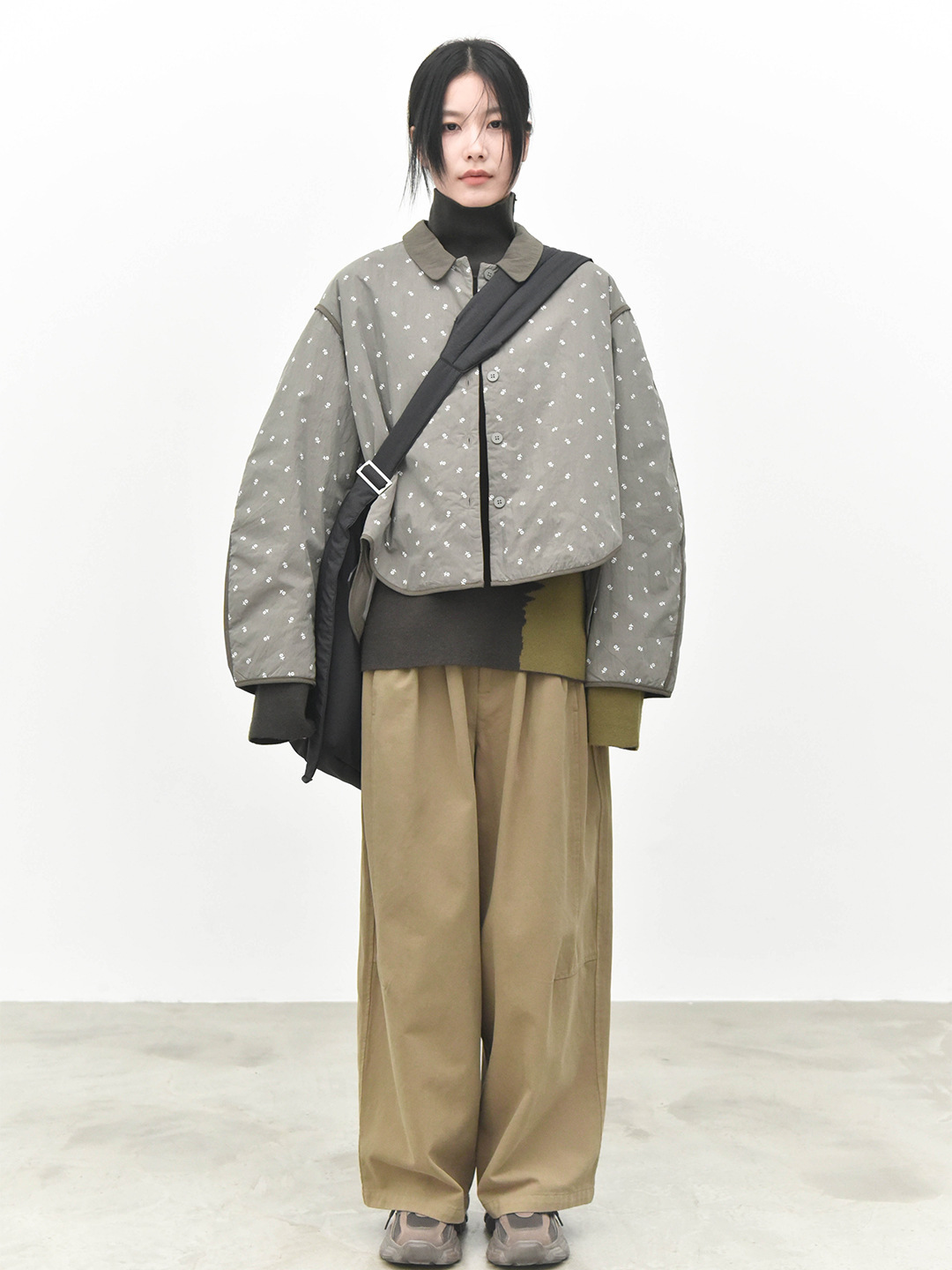 女士冬季文藝小碎花不規則下擺撞色包邊棉服外套