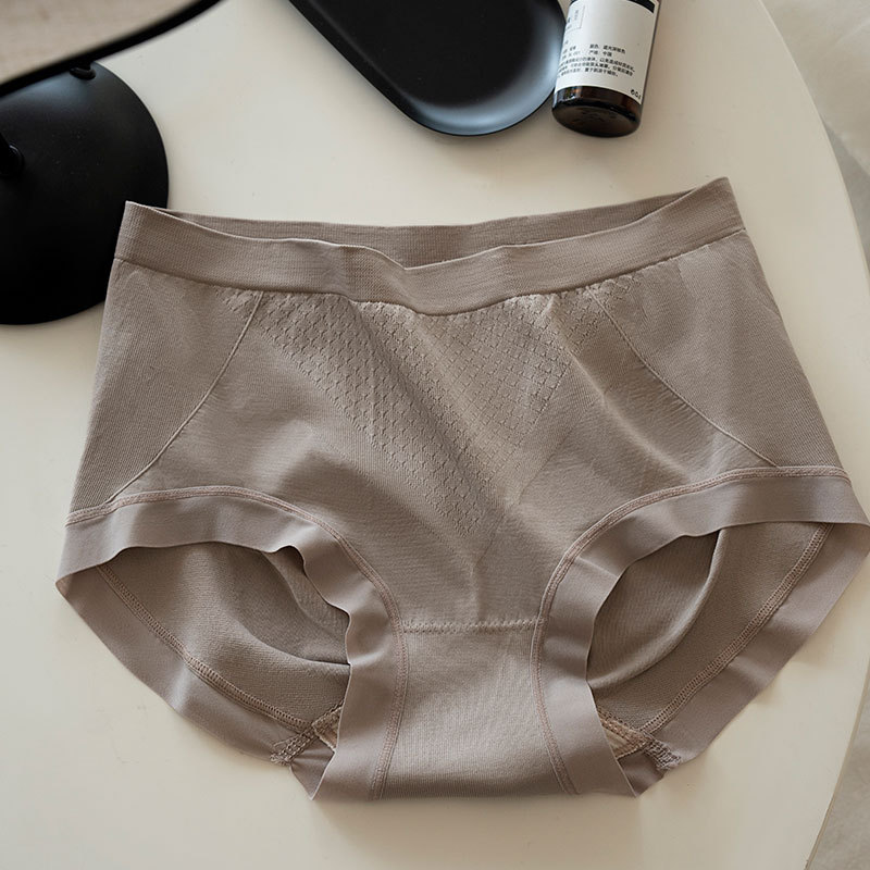 女無縫超彈大碼提臀桑蠶絲內褲