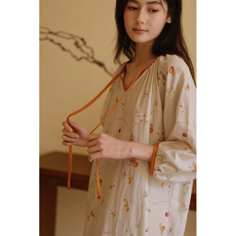 女棉紗繫帶石榴花套頭長袖睡裙