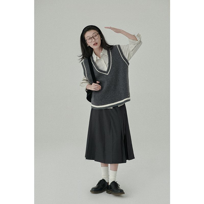 女士學院風襯衫V領針織馬甲