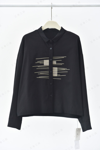 女士春秋簡約素描排線刺繡撞色貼布長袖襯衫