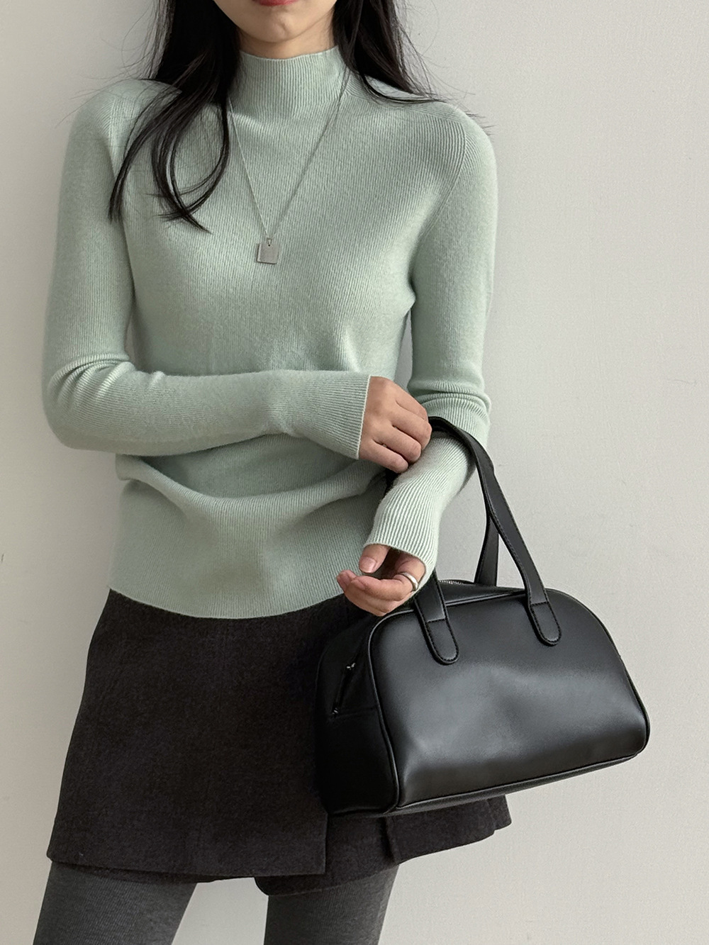 女士冬季半高領針織顯瘦打底衫