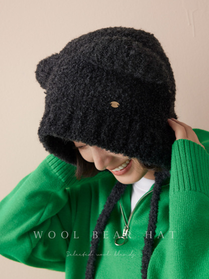 羊毛圈圈紗護耳小熊帽子