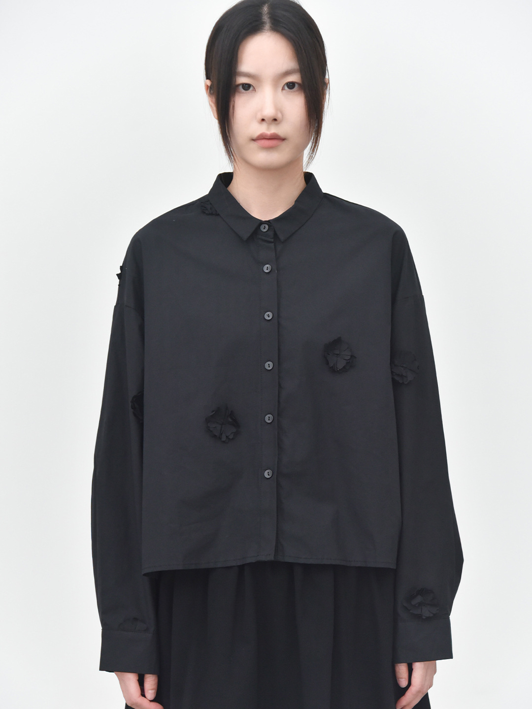 女士秋季立體花朵拼貼長袖襯衫