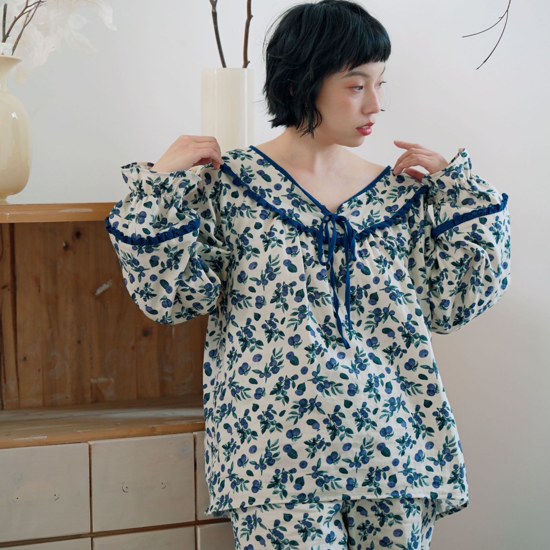 女春秋雙層棉紗漿果藤蔓長袖居家服