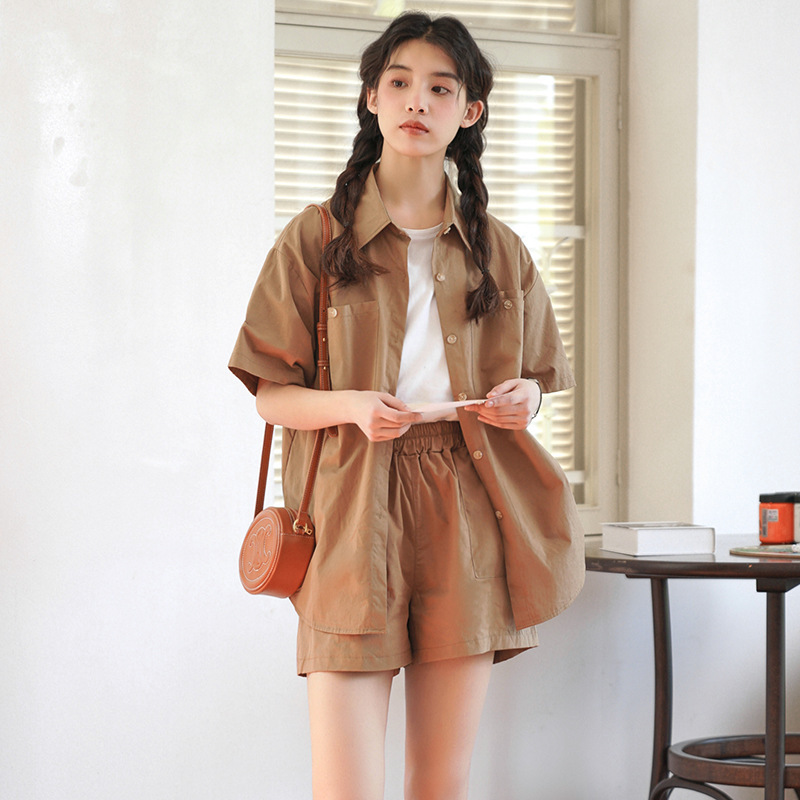 女工裝短袖休閒襯衣+短褲