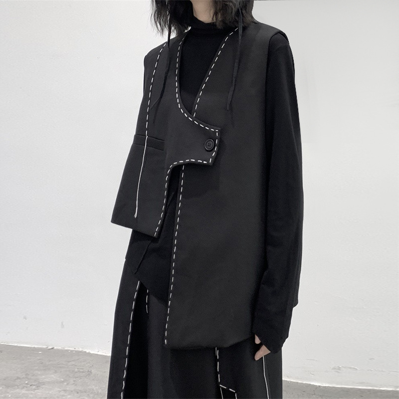 女士不規則明線一粒扣馬甲