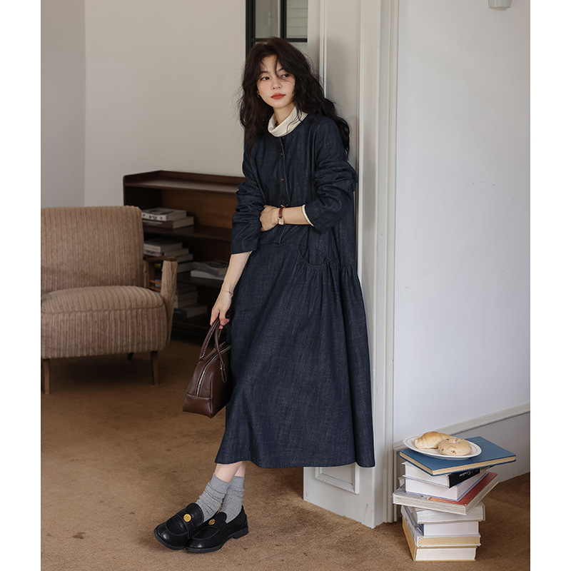 女士秋季森系圓領寬鬆牛仔連衣裙