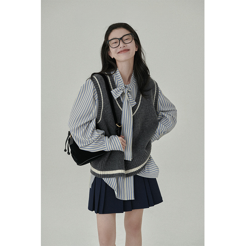 女士學院風襯衫V領針織馬甲