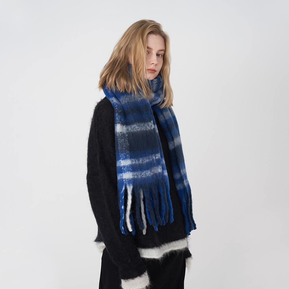 多色條紋格流蘇圍巾