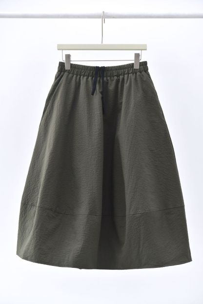 女士冬季立體感廓形夾棉花苞半身裙