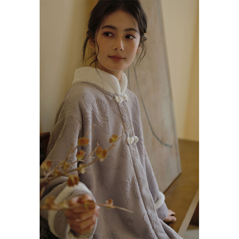 女秋冬加絨加厚蝴蝶提花盤口國風長袖睡裙