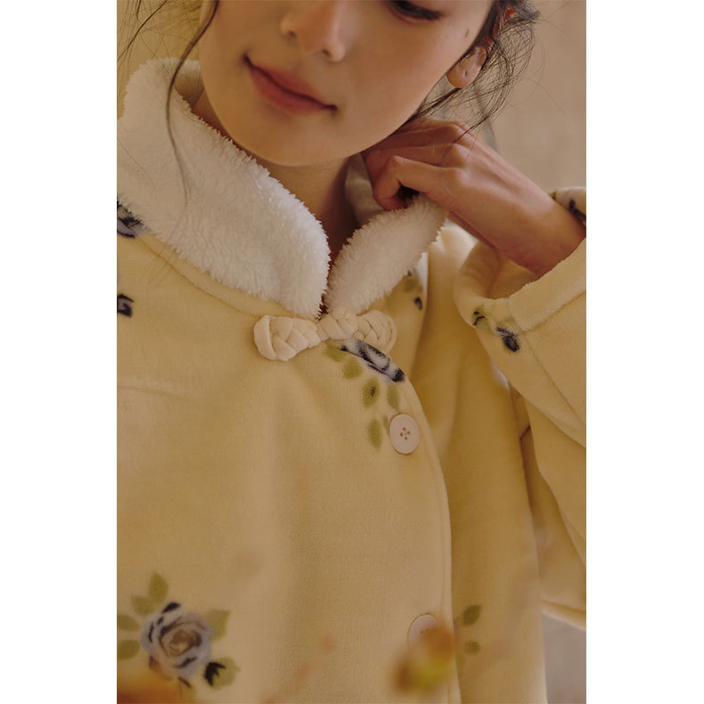 女士冬季古風韻印花立領睡衣套裝